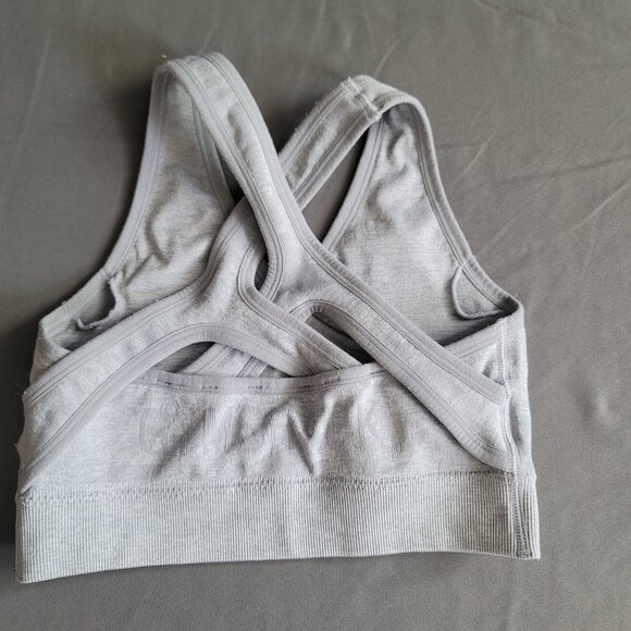 Gymshark Sports Bra Womens XS Grey Racerback Fitted Medium-High Support Athletic - Picture 7 of 8